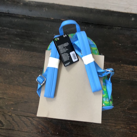 Loungefly Disney Pixar a bugs life green mini backpack kids + adults 8+ NWT - Picture 3 of 9